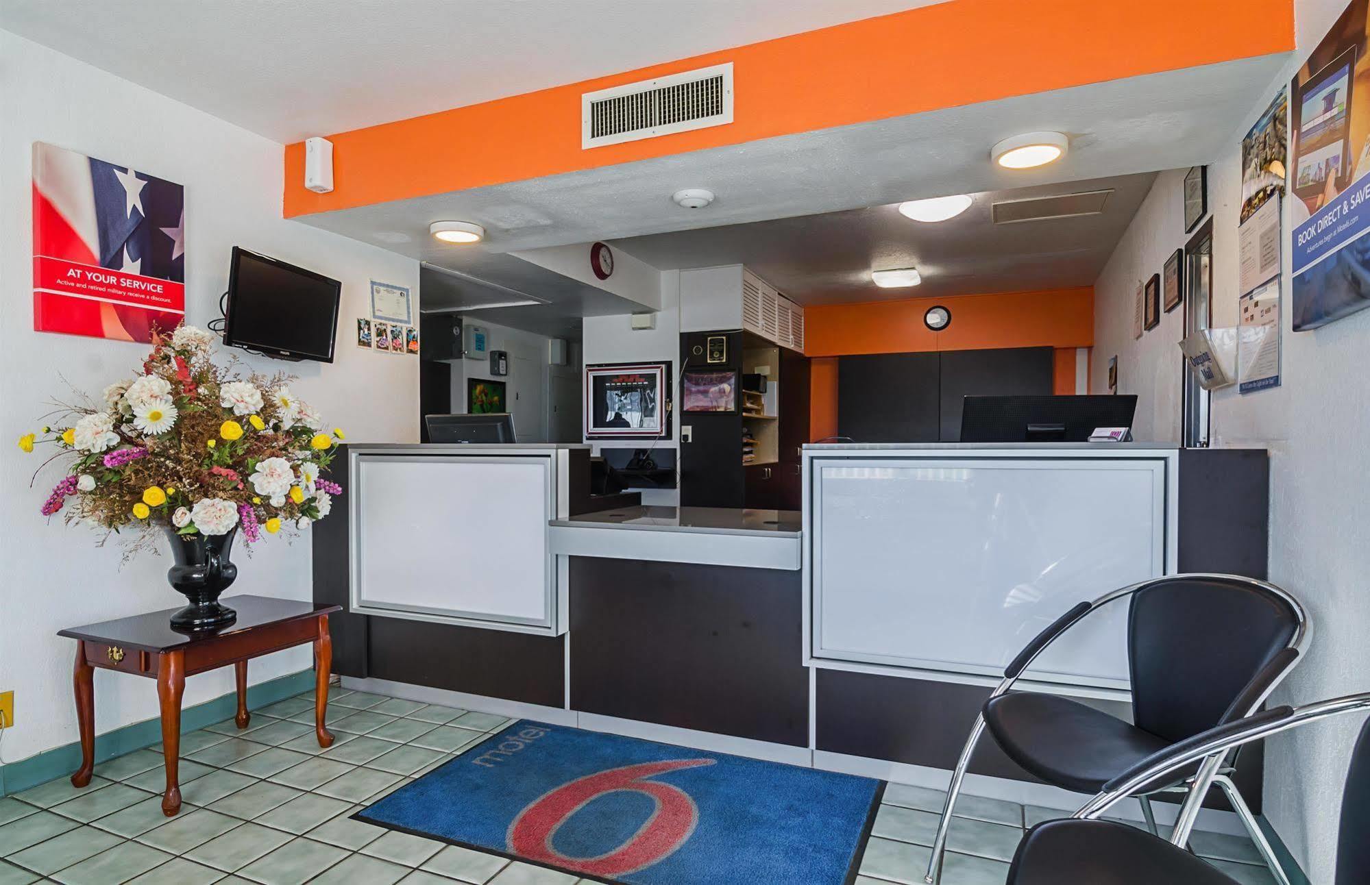 Motel 6-Mitchell, Sd Екстериор снимка